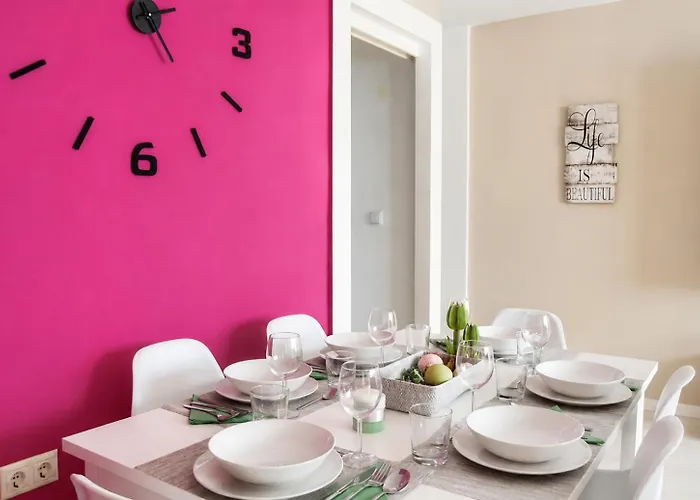 City Center Big Apartment-Family & Friends-5 Beds Málaga