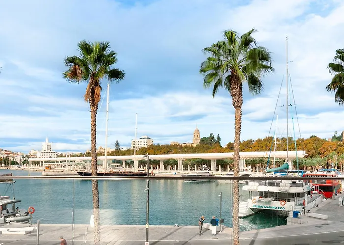 Apartamento Housing Muelle Uno By Sharingco Málaga