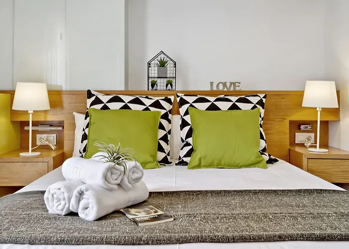Apartamento Del Parque Flats - Ollerias 3 Málaga
