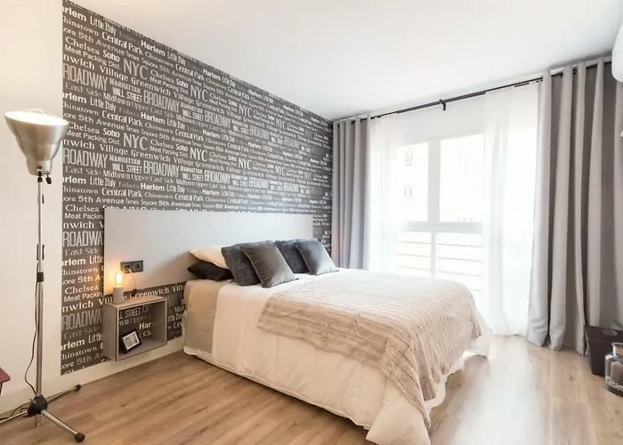 Malaga Beach Apartment Next To The Beach And City Center