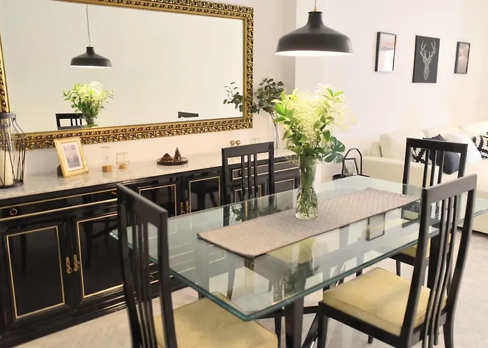 Homely Malaga Don Cristian Con Parking Privado