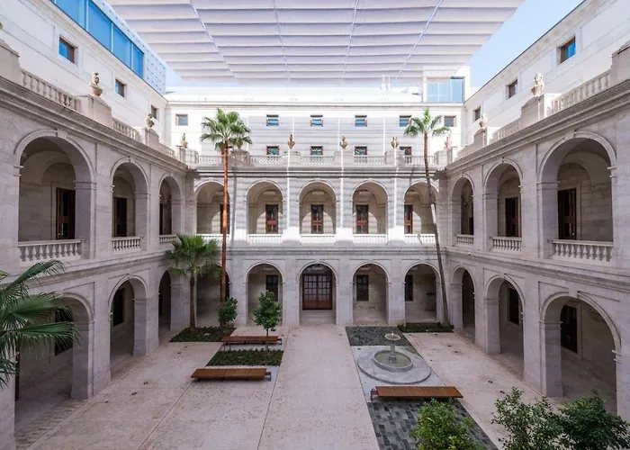 Picassia Home Malaga Center