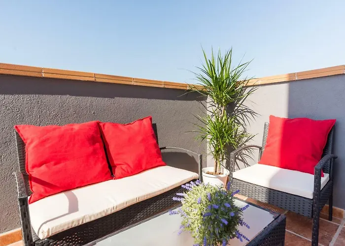 Gr3-Renovated Apt Next To Old Town With Cozy Terrace Málaga