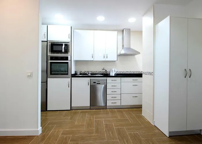 Palacios 6, nuevo, playa, barrio tranquilo, todos los servicios, PA Málaga