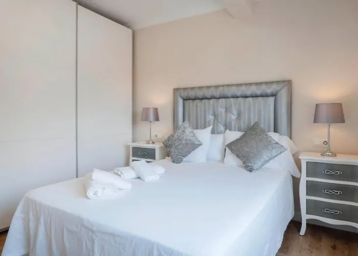 Apartamento con vistas a la catedral a 15 minutos del centro Málaga