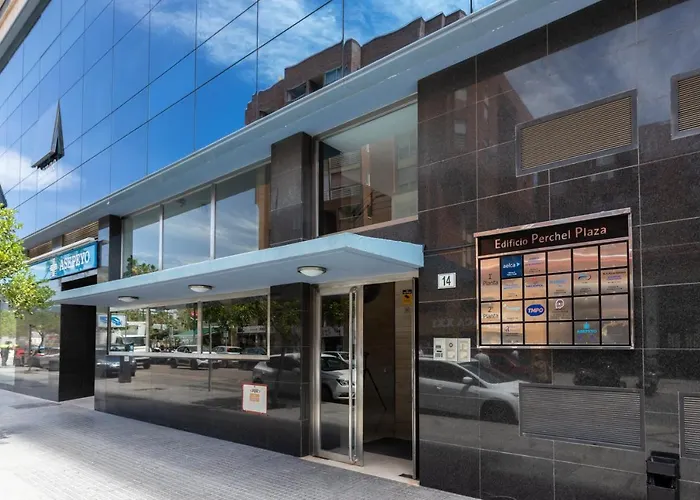 Holidays & Home Malaga Centro Mariazambrano- Parking Gratis