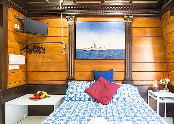 Citycenter Pirates Room, Young People Only, Solo Jovenes Málaga